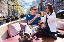 Cozy and fun canal boat tour of Amsterdam