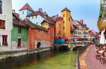 Annecy 2-hour introductory walking tour with a local