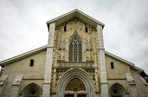 Chambéry city highlights walking tour with a local guide