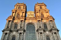 Rennes city highlights walking tour with a local guide