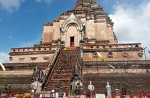 4-hour private tour of Chiang Mai's Old City by tuk-tuk