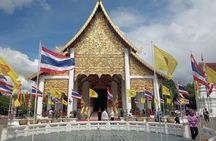 4-hour private tour of Chiang Mai's Old City by tuk-tuk