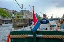 1 Hour-Long Amsterdam Canal Cruise