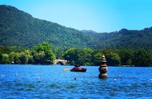 Private guided tour of Hangzhou's West Lake and cultural sites
