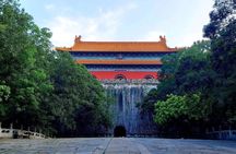 Private tour of ancient Nanjing with a local guide