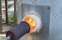 Raku pottery experience with a seasoned professional