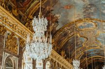 Small-Group Paris to Versailles Day Trip with Garden Stroll