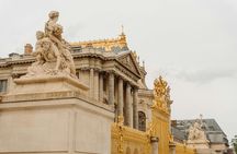 Small-Group Paris to Versailles Day Trip with Garden Stroll