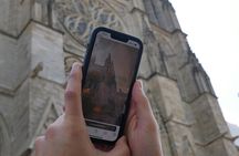 Outdoor treasure hunt with virtual guide in Bordeaux