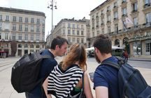 Outdoor treasure hunt with virtual guide in Bordeaux