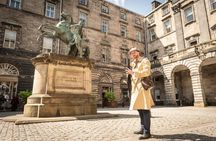 Historical gems tour with whisky and local flavours in Edinburgh