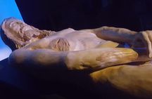 3-hour private guided tour on the path of the Holy Shroud