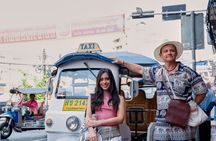 Electric tuk tuk tour through Bangkok Thonburi and Wang Lang districts