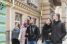 Introductory walking tour of Tallinn with a local guide