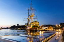 Amsterdam winter evening cruise with snacks and drinks options