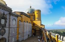 Full-day shared tour to Fátima, Nazaré, and Sintra from Lisbon