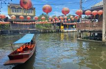 Private tour of Amphawa floating market, railway market and boat ride