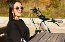 E-bike ride with Vesuvian vineyards and wine tasting