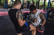 Private Muay Thai boxing class for beginners in Pai