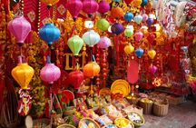 Saigon markets and streets seasonal walking tour