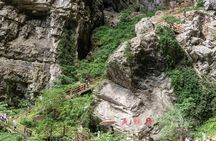 Guided tour of Three Natural Bridges and Longshuixia Fissure in Chongqing