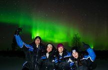 Private guaranteed northern lights expedition from Levi