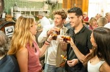 Gastronomic tour with tapas, wine and rooftops