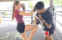 Group introduction class Muay Thai boxing for beginners in Koh Chang
