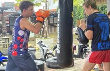 Private introduction class Muay Thai boxing for beginners in Koh Chang