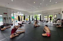 Private introductory Muay Thai class for beginners in Chiang Rai