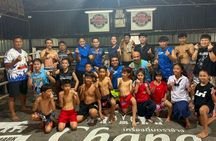 Group Muay Thai boxing class for beginners in Ayutthaya