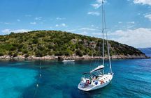 Tavolara and Cala Moresca boat tour from Olbia