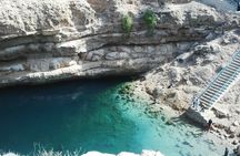 Natural wonders full-day tour of Oman