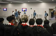 Atlético de Madrid team arrival experience and football match ticket