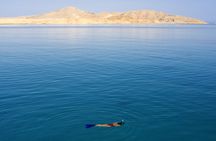 Tiran Island VIP cruise experience with snorkelling and lunch