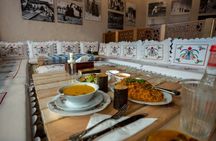 Ethnic Emirati dining experience