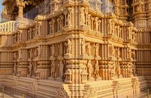 Guided tour of Abu Dhabi cultural heritage landmarks