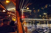 Amsterdam Light Festival cruise with hot snacks and drinks