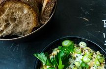 Natural and organic five-wine tasting experience