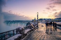 Niagara Winter Festival of Lights guided tour from Toronto
