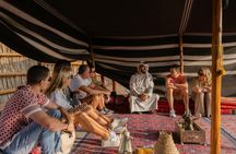 Story of Dubai tour via traditional trolley with traditional dinner