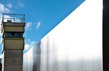 Third Reich and Berlin Wall guided bike tour