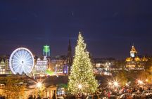 Christmas lights tour on a vintage bus in Edinburgh