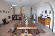 Flavors of Santorini food and wine tour