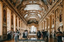 Guided Louvre exterior tour and skip-the-line entry with audio guide