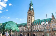 Hamburg private architecture walking tour with a local guide