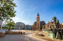 Frankfurt's most photogenic spots tour with a local guide