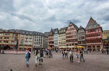 Private historical tour through Frankfurt with a local