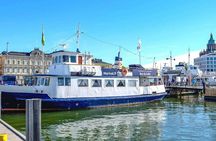 2-hour Helsinki walking tour with a local guide