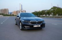 Private one-way transfer to or from Dubai Airport